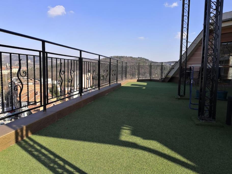 Unique Studio- Great Balcony And View! Parking Possibility! Veliko Tarnovo Exterior photo