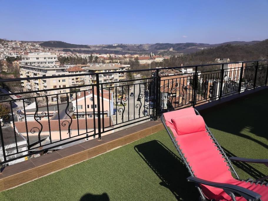 Unique Studio- Great Balcony And View! Parking Possibility! Veliko Tarnovo Exterior photo